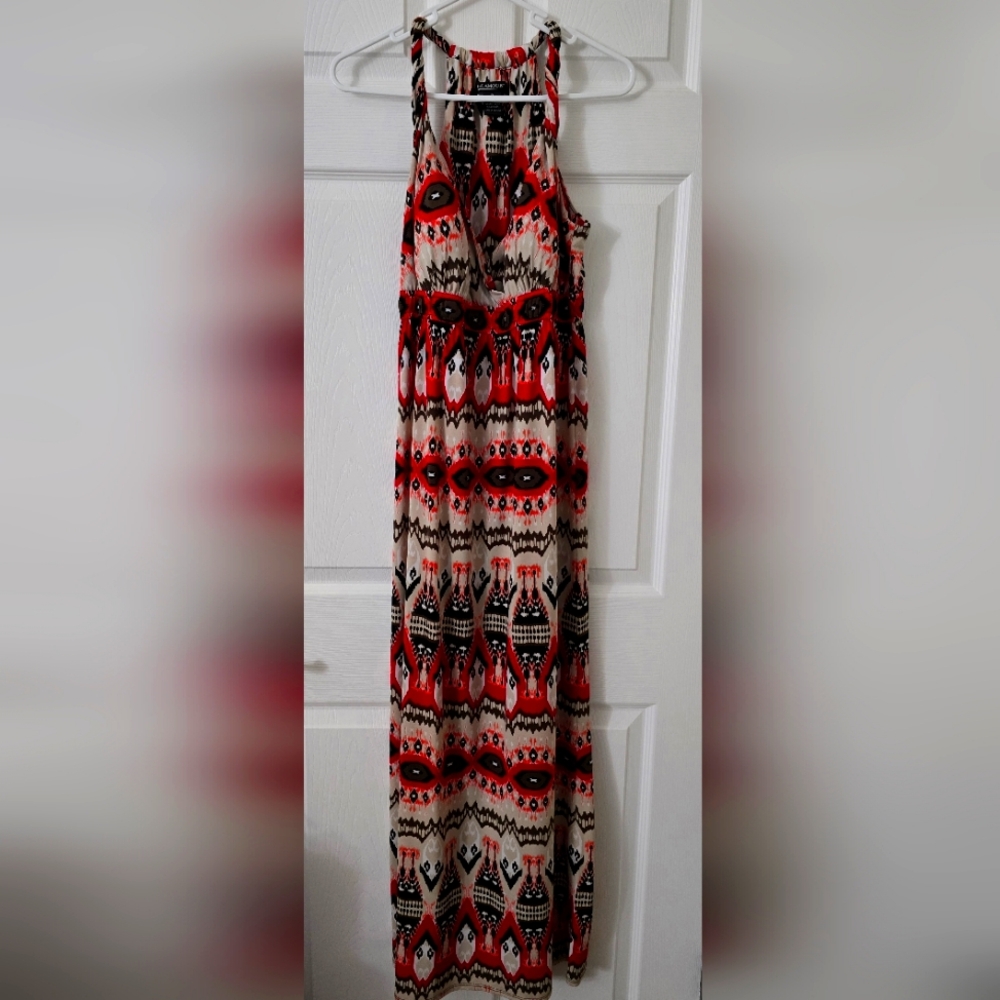 Glamour Stylish Red and Black Patterned Maxi Dress - 10